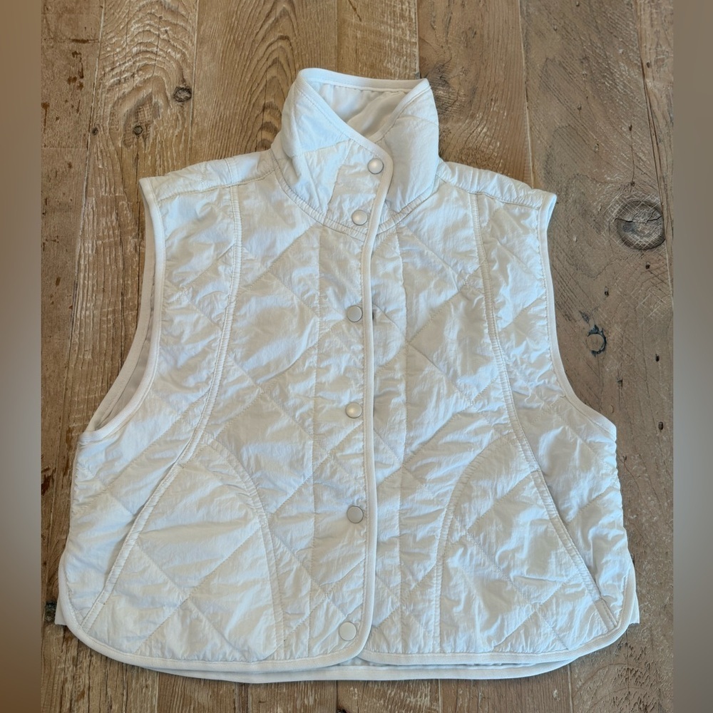 Love Tree White Packable Ultra-Light Vest S